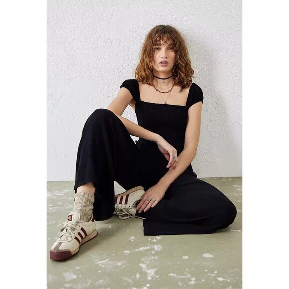 Urban Outfitters Uo Nova Smocked Jumpsuit Dress Black Wide Legs Ruched S *Flaw - Picture 1 of 10